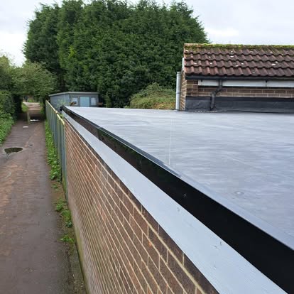 EPDM roofing by Woodland Views