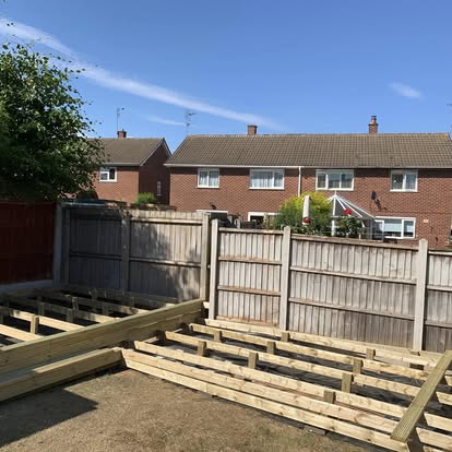 Decking frame layout in garden summer