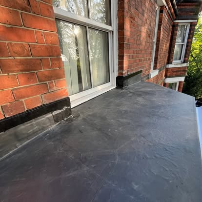 Victorian bay window flat roof with completed EPDM membrane