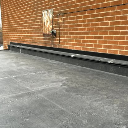EPDM roofing by Woodland Views
