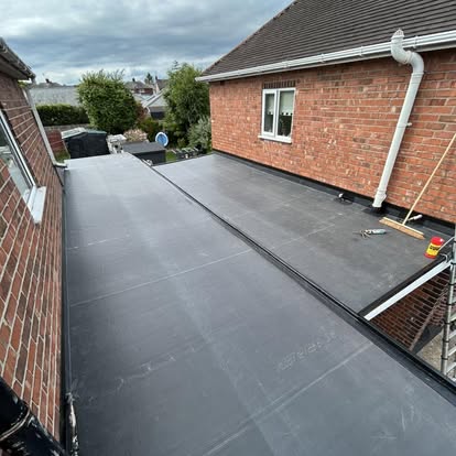 EPDM roofing by Woodland Views